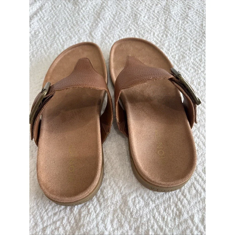 NWOT Womens Vionic Emma Flip Flop Size 10 Color Tan Leather